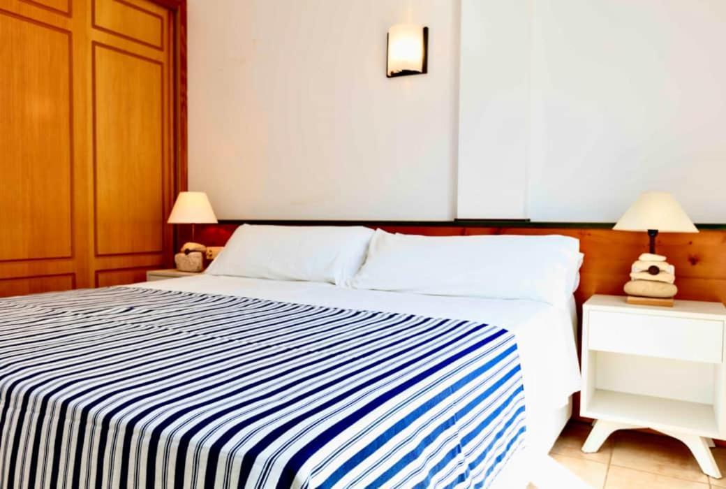 Ferienwohnung Apartamento Sa Varadero 2D Vista Mare Laterale Es Pujols Exterior foto